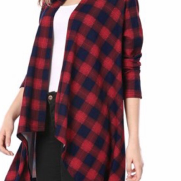 Buffalo plaid Cardigan ! 🌲 Holidays are coming ! - Picture 5 of 8